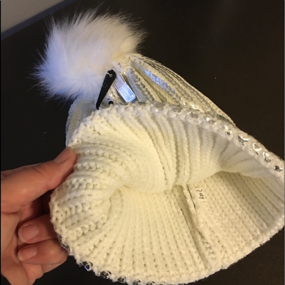 Two New Simply Southern Knitted Sparkling ✨ Hats - Picture 3 of 7